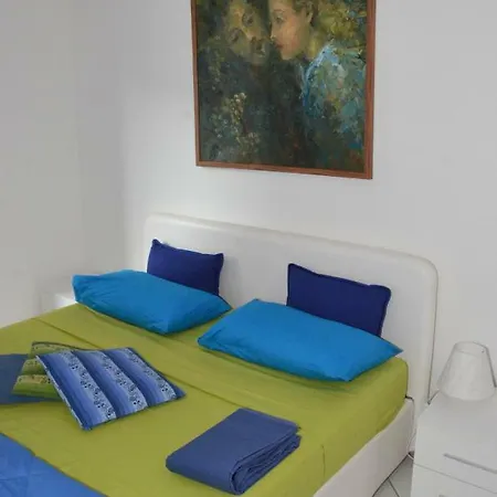 Appartamento Blu A 300 Mt Dal Centro Storico