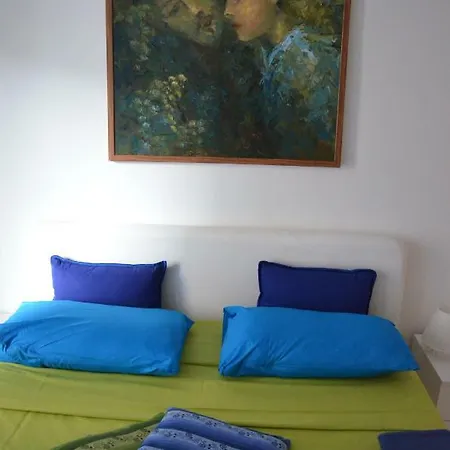 Appartamento Blu A 300 Mt Dal Centro Storico Aosta